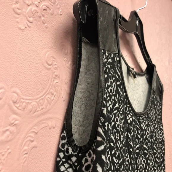 IVY BEAU sleeveless dress flower print leather shoulders (faux) black an… - Picture 9 of 11